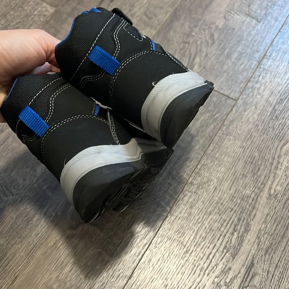 Geox Kids Black and Blue High-Top Boots